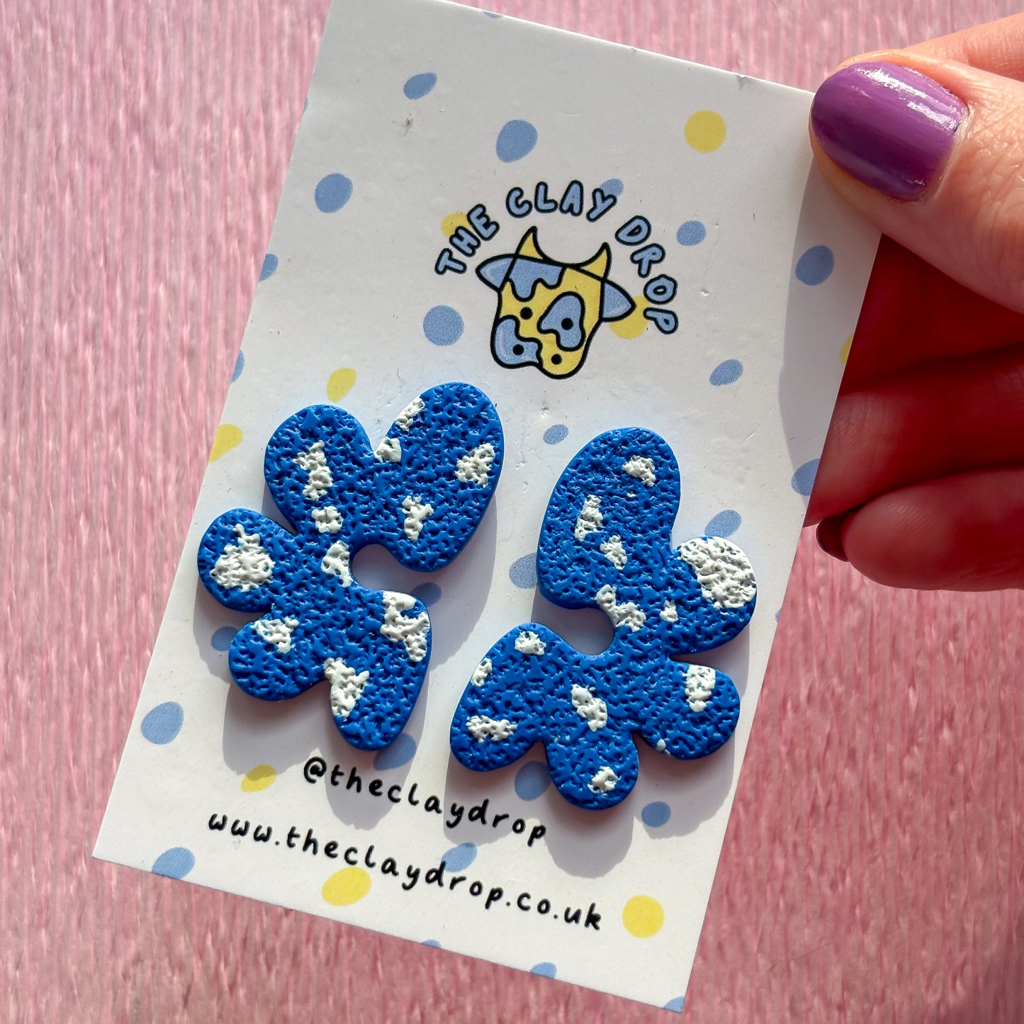 Half Organic Flower Studs - Cobalt & White
