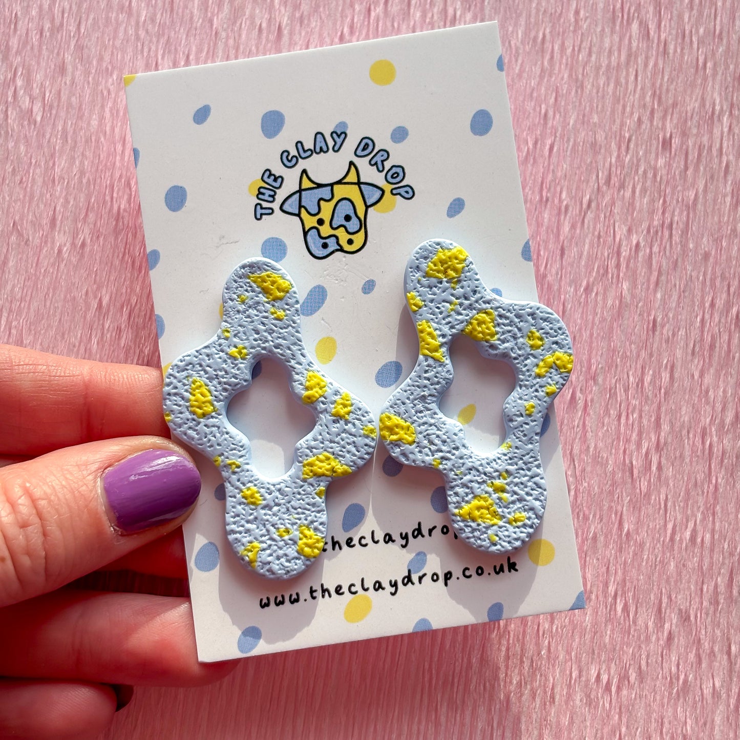 Wiggly Window Studs - Cornflower Blue & Zinc Yellow
