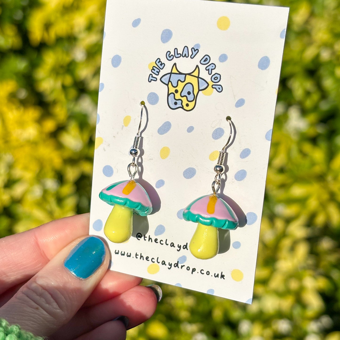 Mushrooms - Pink, Aquamarine & Yellow