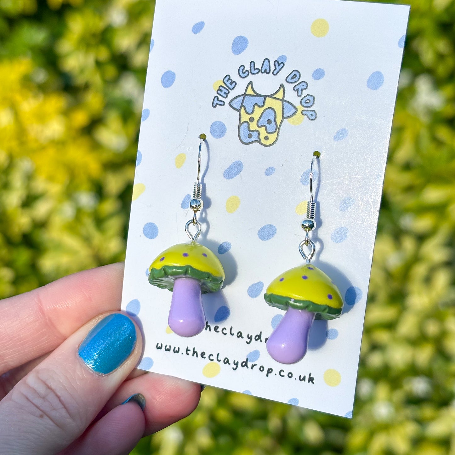 Mushrooms - Zinc Yellow, Avocado & Lavender