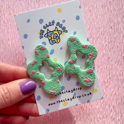 Wiggly Window Studs - Seafoam Green & Coral