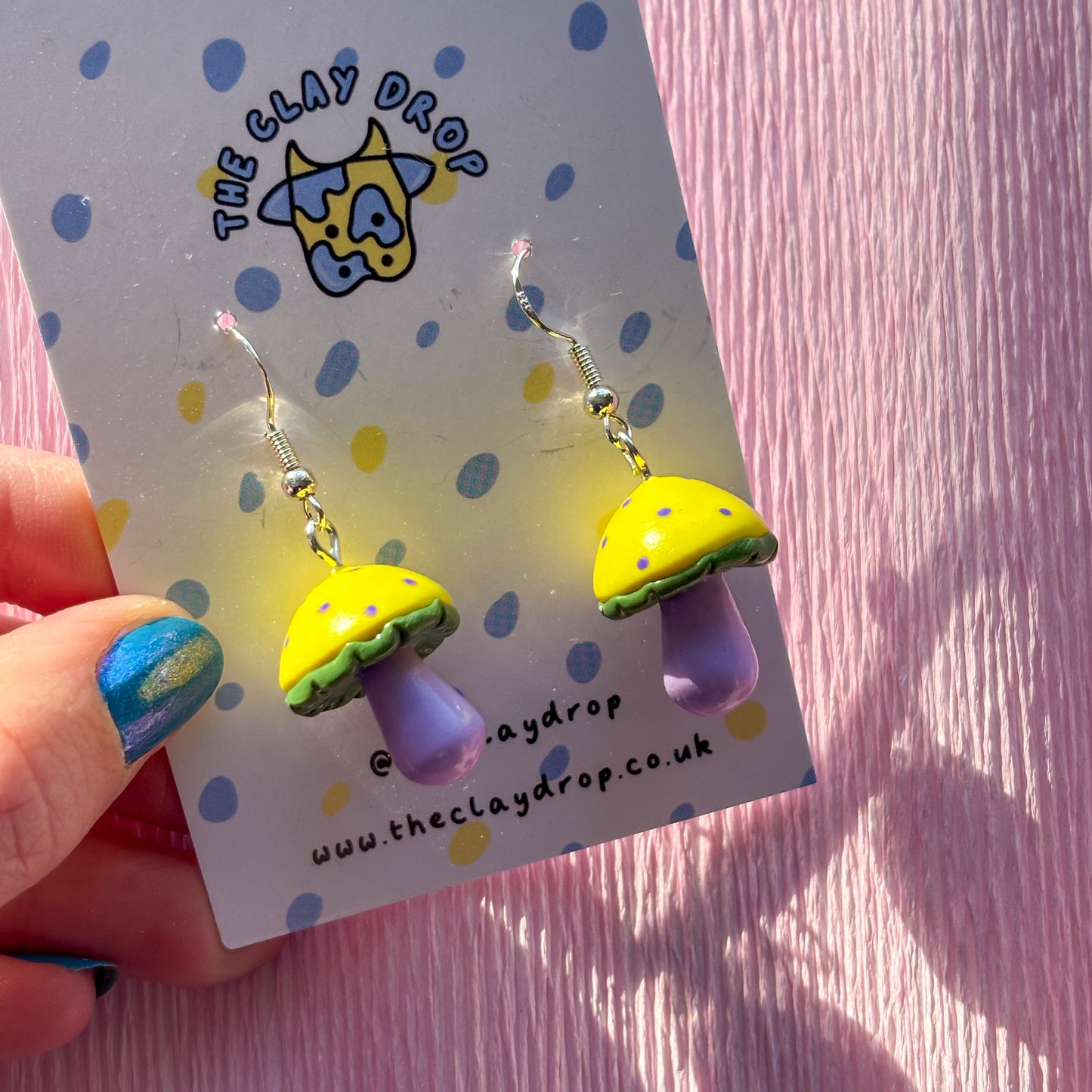 Mushrooms - Zinc Yellow, Avocado & Lavender